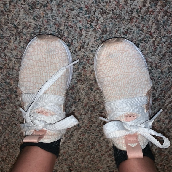 adidas Shoes - Cute adidas sneakers!